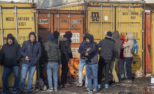 Θεσσαλονίκη: Ένταση και συλλήψεις στη διαμαρτυρία προσφύγων στα Διαβατά