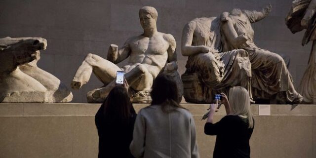 Διευθυντής Βρετανικού Μουσείου: Δεν επιστρέφουμε, ούτε δανείζουμε τα Γλυπτά του Παρθενώνα