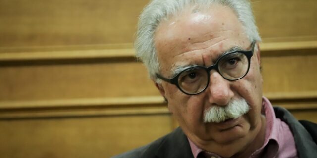 Γαβρόγλου: “Απαράδεκτη τακτική” τα ιδιαίτερα μαθήματα