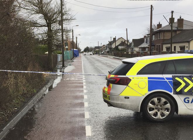 Βόρεια Ιρλανδία: Οι αρχές ερευνούν πιθανή έκρηξη παγιδευμένου οχήματος