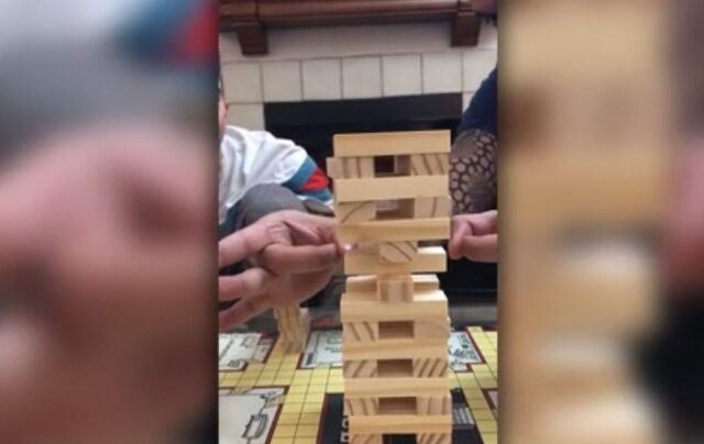 Η καλύτερη κίνηση ever στο Jenga