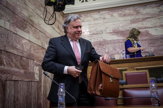 Κατρούγκαλος: Τα κράτη αναγνωρίζουν κράτη κι όχι λαούς