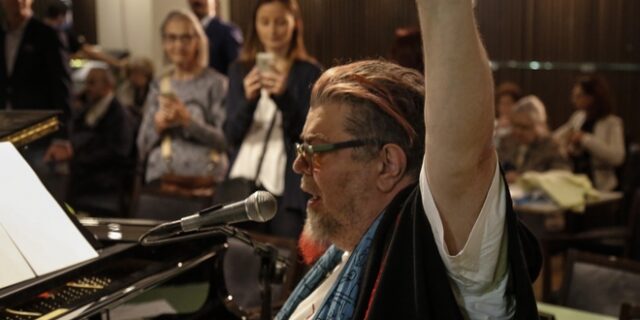 Σταμάτης Κραουνάκης: Τι απαντά για το επεισόδιο με την μητέρα σε συναυλία του