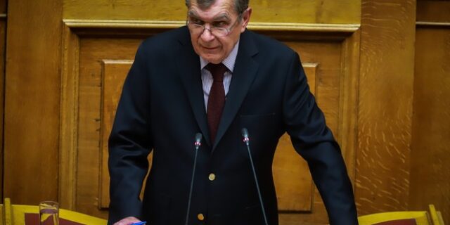 Το “άνοιγμα” Κρεμαστινού στον ΣΥΡΙΖΑ και η απρέπεια Κωνσταντινόπουλου