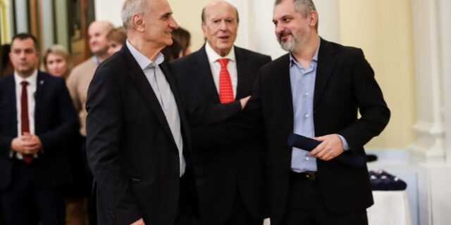 Βραβείο Μπότση στον Μιχάλη Χατζηκωνσταντίνου για το News 24/7