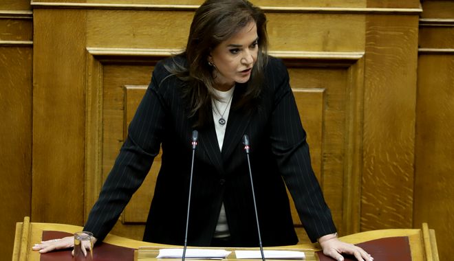 Μπακογιάννη: Θα υπάρξει ανωμαλία στη Βουλή με τους 145 βουλευτές του ΣΥΡΙΖΑ