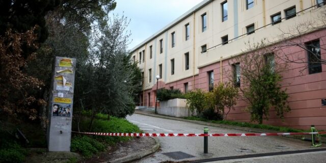 Διευκρινήσεις από την Πολιτική Προστασία: Σε όλους τους φακέλους στα ΑΕΙ βρέθηκε η ίδια ερεθιστική ουσία