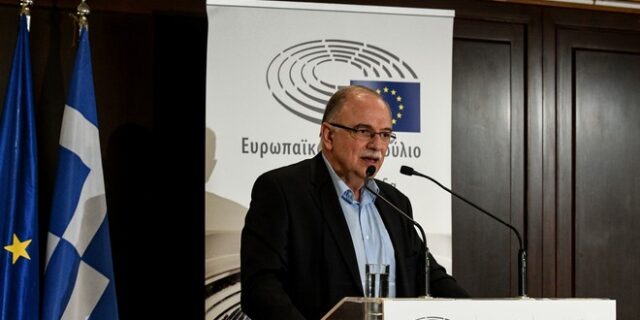 Παπαδημούλης: Να συγκροτηθεί μόνιμο προοδευτικό φόρουμ διαλόγου και δράσης