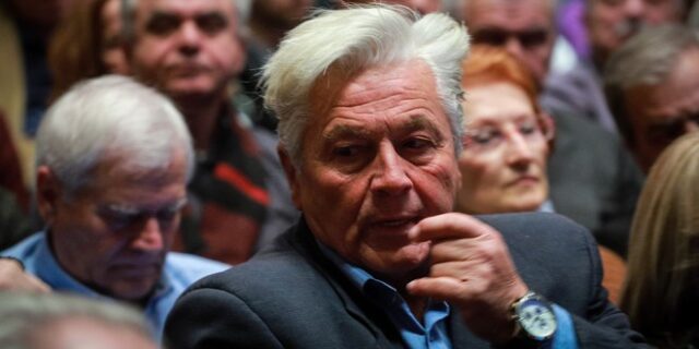 Παπαχριστόπουλος: Παραδίδω την έδρα μετά τις Πρέσπες – Για ασυνέπεια τον κατηγορεί ο Τοσουνίδης