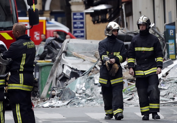 Στους τέσσερις οι νεκροί από την έκρηξη στο Παρίσι