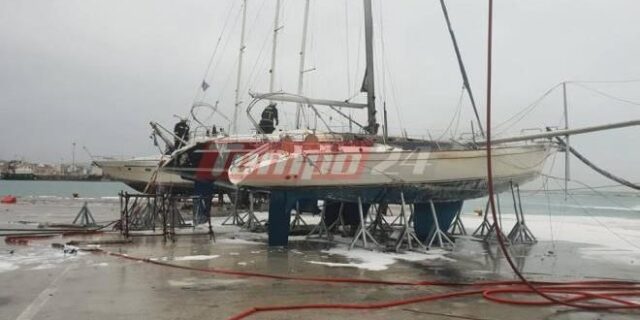 Πάτρα: Φωτιά στο παλιό λιμάνι – Καίγονται ιστιοφόρα