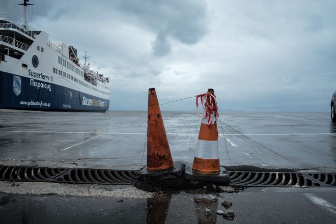 Προβλήματα στις ακτοπλοϊκές συγκοινωνίες λόγω θυελλωδών ανέμων