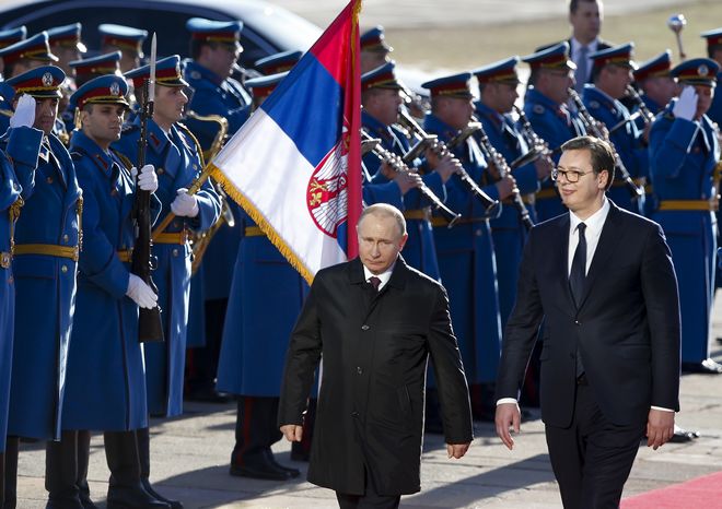 Επίσκεψη Πούτιν στη Σερβία: Πλήθος συμφωνιών για ενέργεια, τεχνολογία