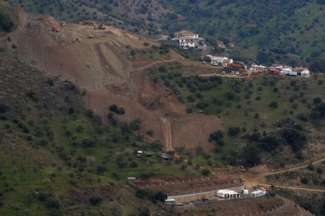 Αγωνία στην Ισπανία για 2χρονο που έχει εγκλωβιστεί 6 ημέρες σε πηγάδι