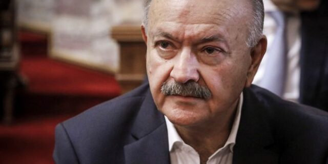 Σταμάτης: Έχει γίνει ρεζέρβα του Καμμένου ο Θεοδωράκης
