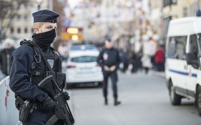 Επίθεση στο Στρασβούργο: Υπό κράτηση πέντε ύποπτοι που σχετίζονται με τον δράστη