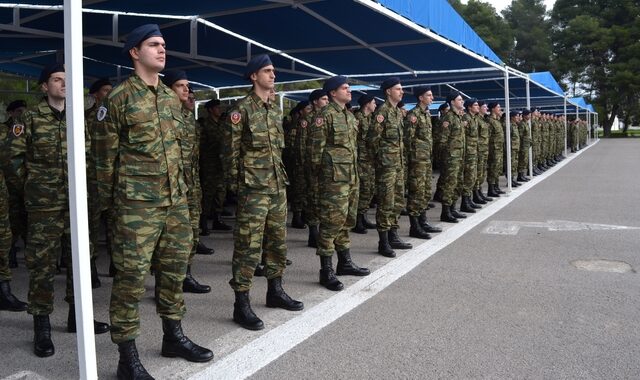 Στρατός: Κάθε δυο μήνες η κατάταξη για τους νεοσύλλεκτους