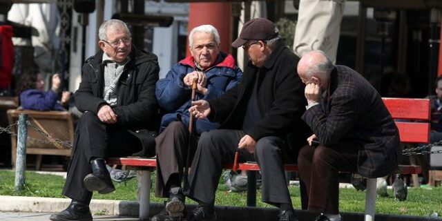 Πάσχα 2019: Νωρίτερα θα καταβληθούν οι επικουρικές συντάξεις