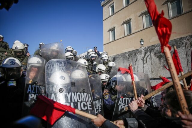 Ολοκληρώθηκε το συλλαλητήριο των εκπαιδευτικών – Στη Βουλή το νομοσχέδιο για την Παιδεία