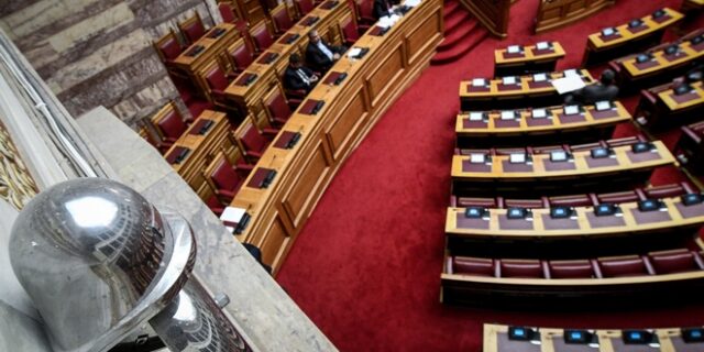 “Βροχή” νέων προανακριτικών επιτροπών