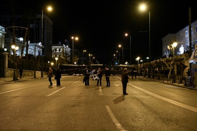 Δεκάδες προσαγωγές στο Σύνταγμα ακόμα και έξω από την οικία του Αμερικανού Πρέσβη