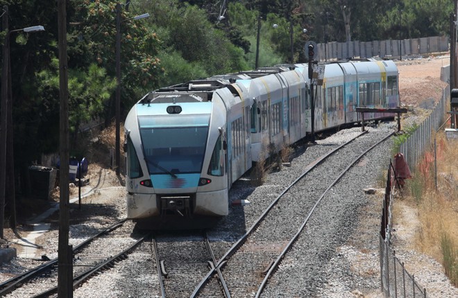 Αναστολή δρομολογίων τρένων λόγω της συνεχιζόμενης κακοκαιρίας