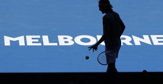 Γιούλια Σαλνίκοβα: Η “σιδηρά κυρία” πίσω από το θρίαμβο του Τσιτσιπά