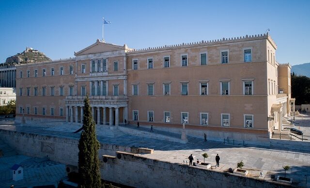 Το χρέος της Δημοκρατικής Παράταξης