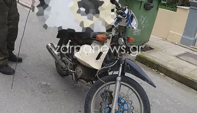 Αθάνατη ελληνική “πατέντα”: Δεν θα πιστεύεις τι μετέφερε αυτό το μηχανάκι στα Χανιά