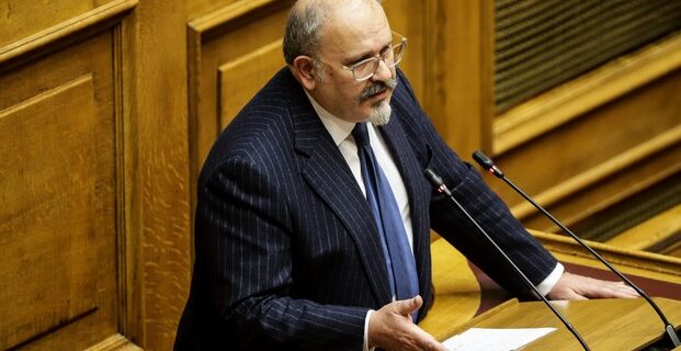 Ξυδάκης: Ο ΣΥΡΙΖΑ πρέπει να συνεχίσει να υπερασπίζεται την κοινωνία