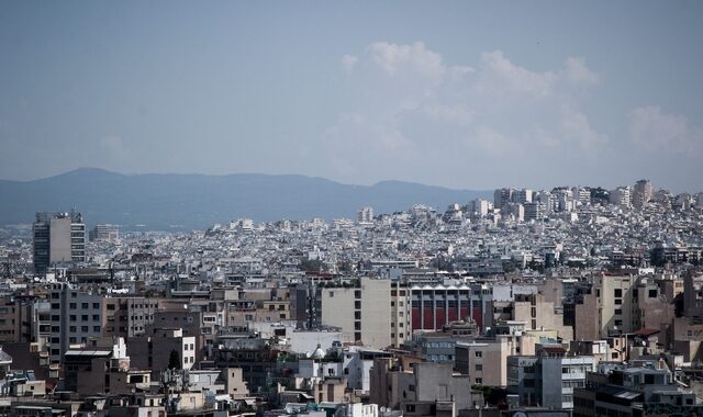 Προστασία της πρώτης κατοικίας: Τι συμφωνήθηκε, τι άλλαξε και τα κενά στον δρόμο για τη Βουλή