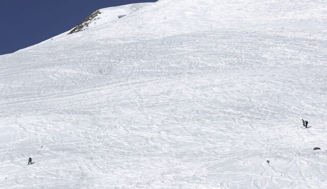Γαλλία: Ένας νεκρός και δύο τραυματίες από χιονοστιβάδα στις Άλπεις
