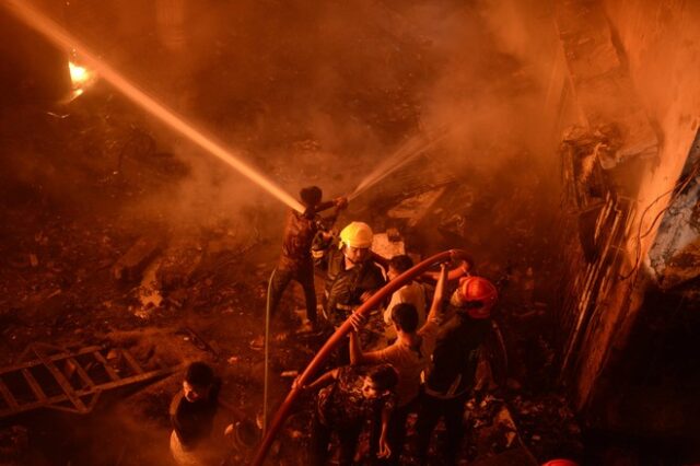 Μπανγκλαντές: Νέα πυρκαγιά σε εργοστάσιο, τουλάχιστον δέκα νεκροί