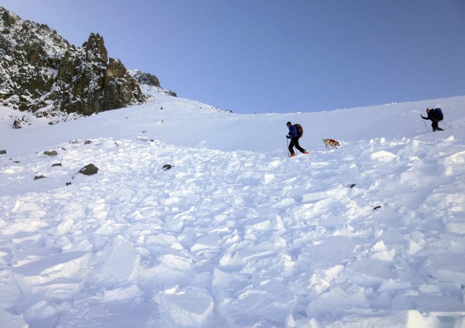 Ελβετία: Ανασύρθηκαν τέσσερις τραυματίες από τη χιονοστιβάδα σε χιονοδρομικό