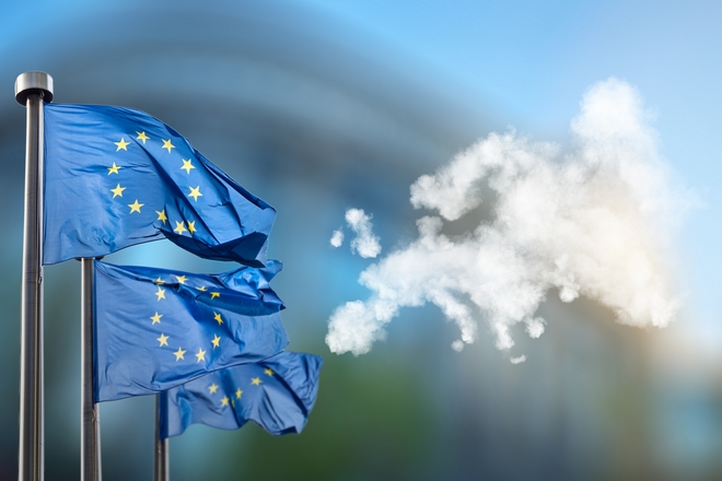 Οι ευρωβουλευτές ζητούν από την ΕΕ μηδενικές εκπομπές ρύπων μέχρι το 2050