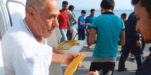 Ο πολιτικός κόσμος αποχαιρετά τον ήρωα φούρναρη της Κω, Διονύση Αρβανιτάκη