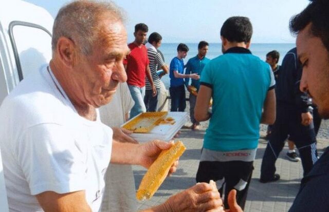 Ο πολιτικός κόσμος αποχαιρετά τον ήρωα φούρναρη της Κω, Διονύση Αρβανιτάκη