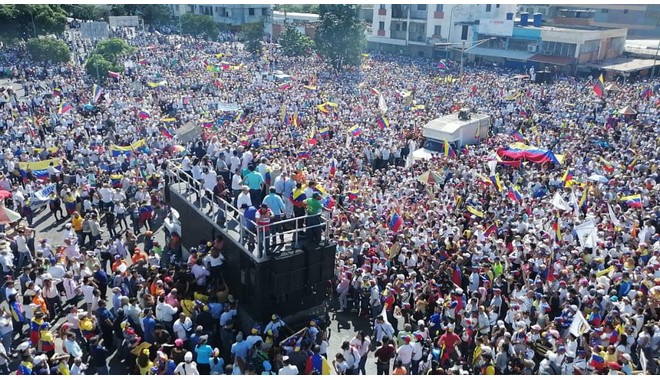 Βενεζουέλα: Στον “αέρα” η αναγνώριση Γκουαϊδό από Μέρκελ