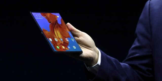 O πόλεμος των αναδιπλούμενων smartphones: Αυτή είναι η απάντηση της Huawei στη Samsung