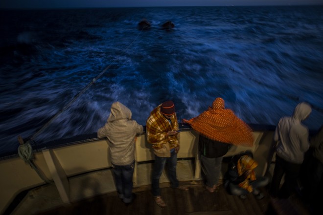 Τραγωδία με πολύνεκρο ναυάγιο με μετανάστες στην Τυνησία
