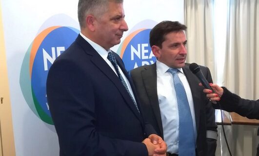 Ρατσιστική επίθεση από υποψήφιο του Σγουρού καταγγέλλει ο Πέππας