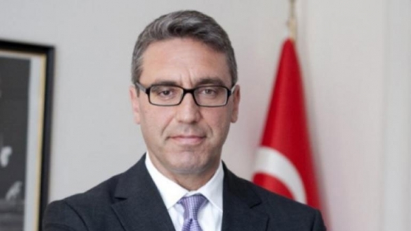 Ο Τούρκος πρέσβης χαιρετίζει τη Συμφωνία των Πρεσπών