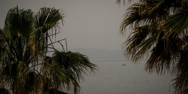 Καιρός: Νοτιάδες, αφρικανική σκόνη και θερμοκρασίες έως 20 βαθμούς