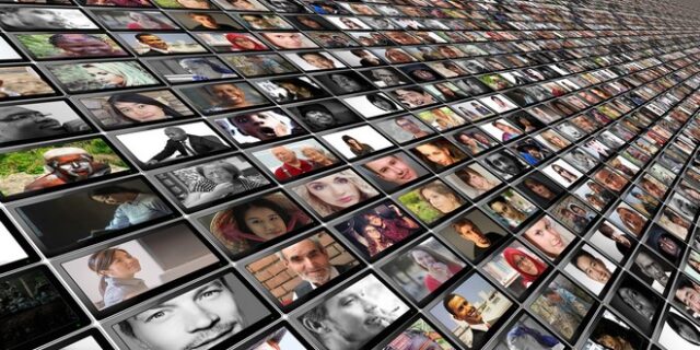 Η ΑΑΔΕ ψάχνει στα social media celebrities για αδήλωτα “εξτραδάκια”