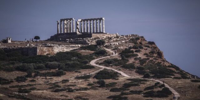 Σούνιο: Διάρρηξη και απόπειρα κλοπής στην καφετέρια του αρχαιολογικού χώρου