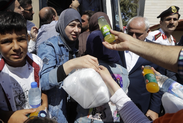 Μαζική επιστροφή Σύρων προσφύγων στα σπίτια τους