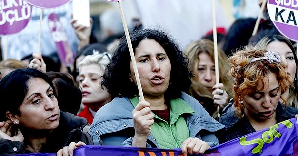 Τουρκία: Εφιάλτης οι γυναικοκτονίες και τον Απρίλιο – Πρώην και νυν σύζυγοι συνεχίζουν να σκοτώνουν