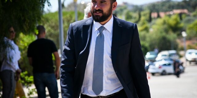 Τζανακόπουλος για Μητσοτάκη: Ανυπόστατες καταγγελίες – Υιοθετεί ψευδείς ειδήσεις και ακροδεξιές πρακτικές