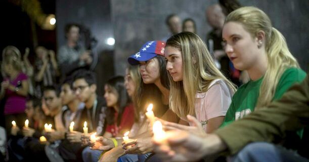 Ο χαμός συνεχίζεται στη Βενεζουέλα: Δακρυγόνα και λιποταξίες
