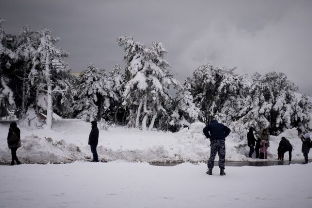 Χιονοπτώσεις και θυελλώδεις άνεμοι το Σάββατο